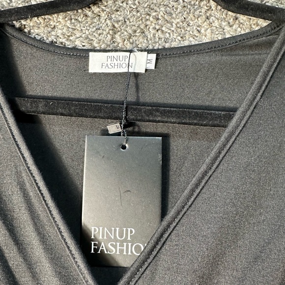 NWT women’s Pinup Fashion summer dres with pockets SZ Medium - Picture 9 of 11